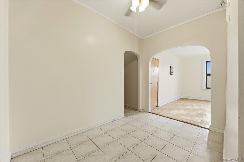 Welcome to 2922 Barnes Avenue, Unit 5L, a spacious - photo 4