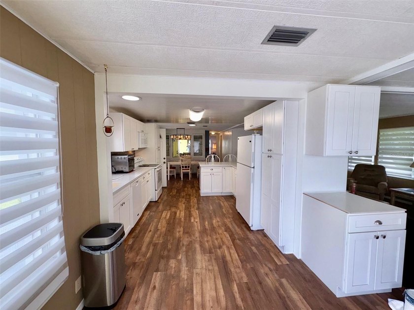 Looking for a 55+ mobile home community with lots of activities - photo 12