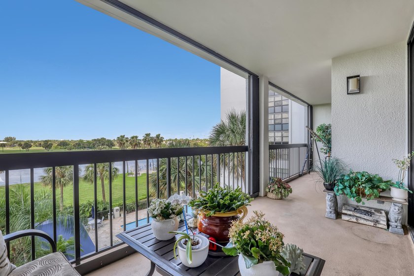 Imagine waking each morning to shimmering Intracoastal views and - photo 13