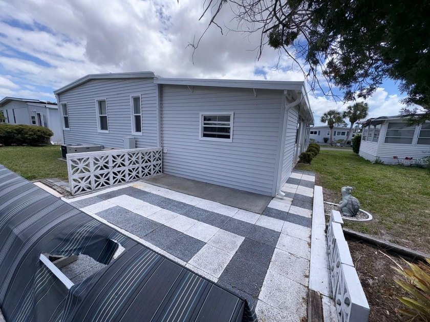 Looking for a 55+ mobile home community with lots of activities - photo 44