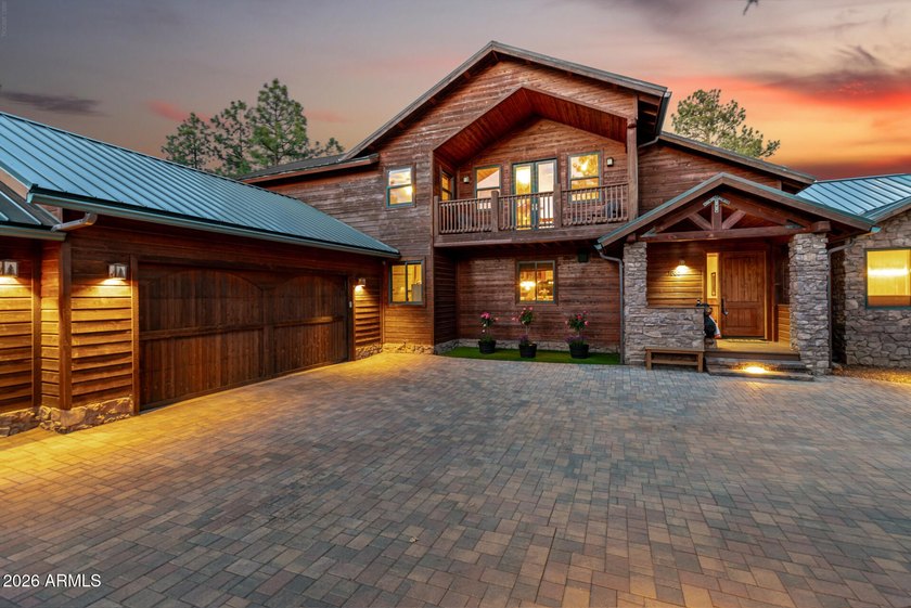 Escape to luxury in this stunning 4,920 sqft mountain cabin - photo 4