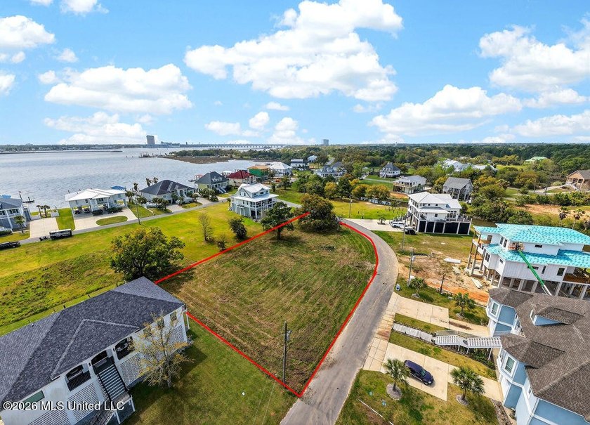Discover the potential of this unique property located at 15613 - photo 13