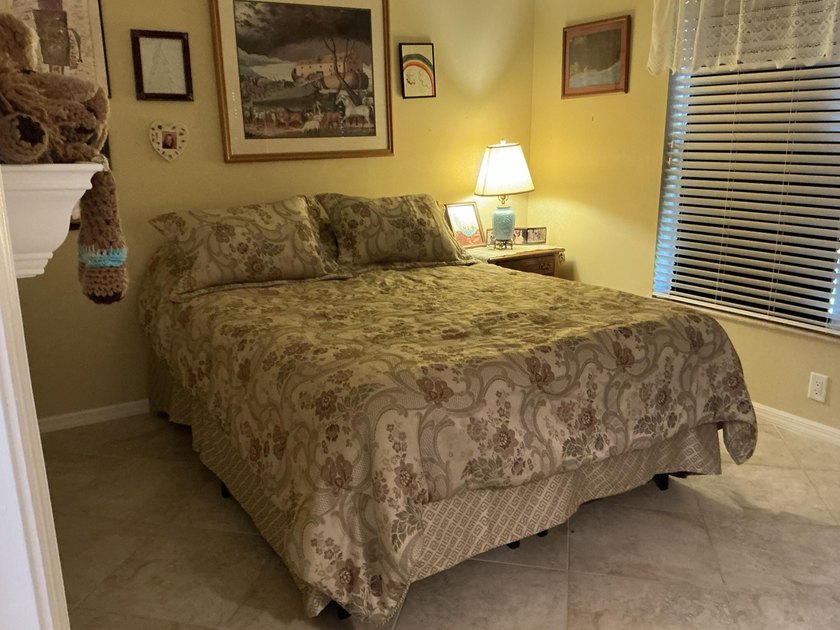 This unique Home in the Palm Grove community stand out with - photo 14