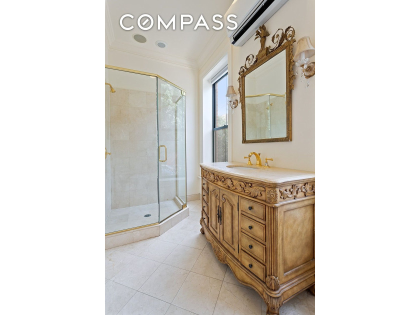 Welcome to 146 Hoyt St, a stunning and expansive 4,950 sq. ft - photo 13