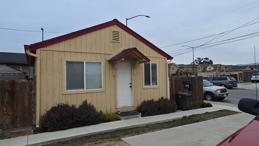 This property is a unique investment opportunity in the heart of - photo 4