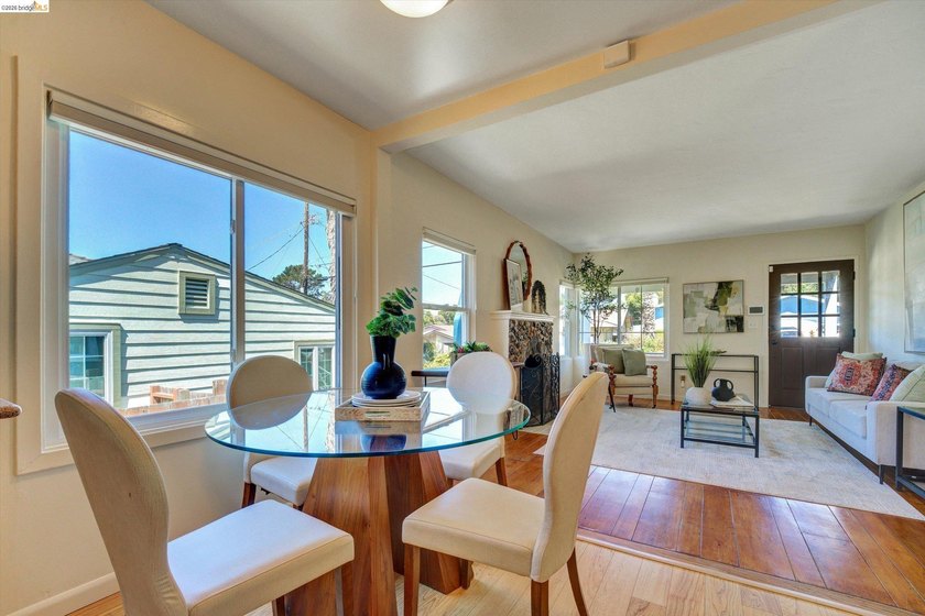 Welcome to 4080 Kuhnle Ave, a warm and inviting Oakland home - photo 10