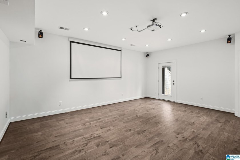 This extraordinary home blends luxury, functionality and - photo 37