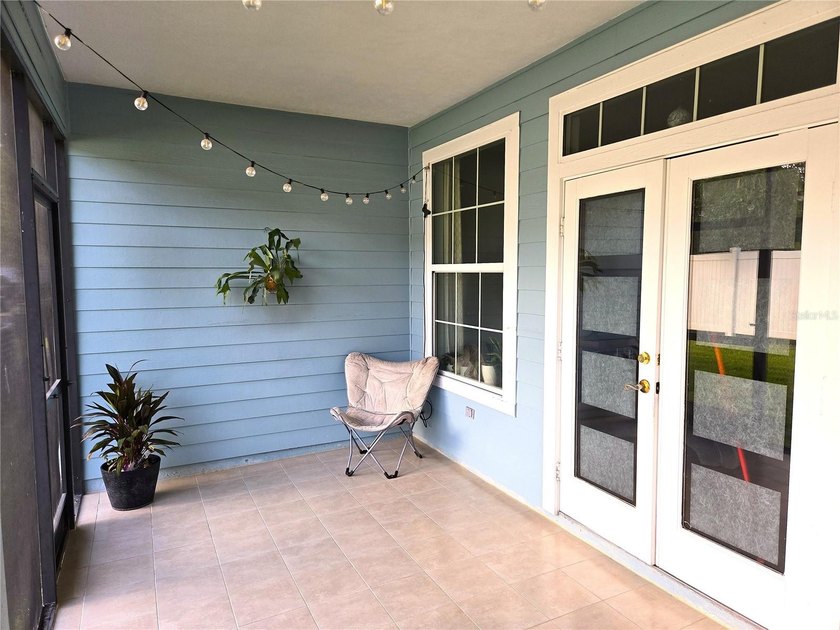 Welcome to this beautifully maintained good size 3-bedroom with - photo 9