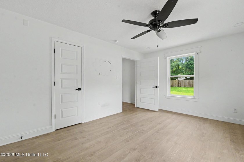 Absolutely adorable recently renovated home in Golf Cart - photo 15