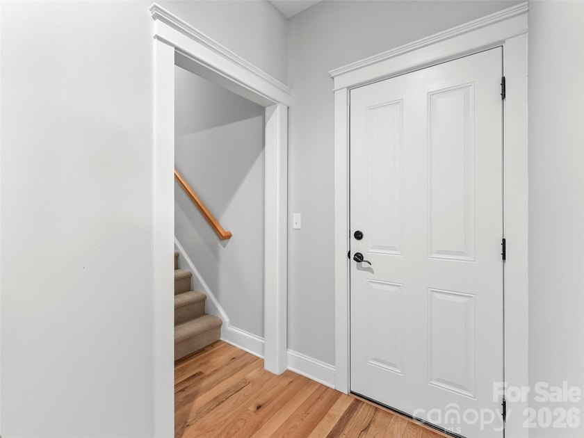 Welcome to 151 Monarch! A meticulously maintained, move in ready - photo 21