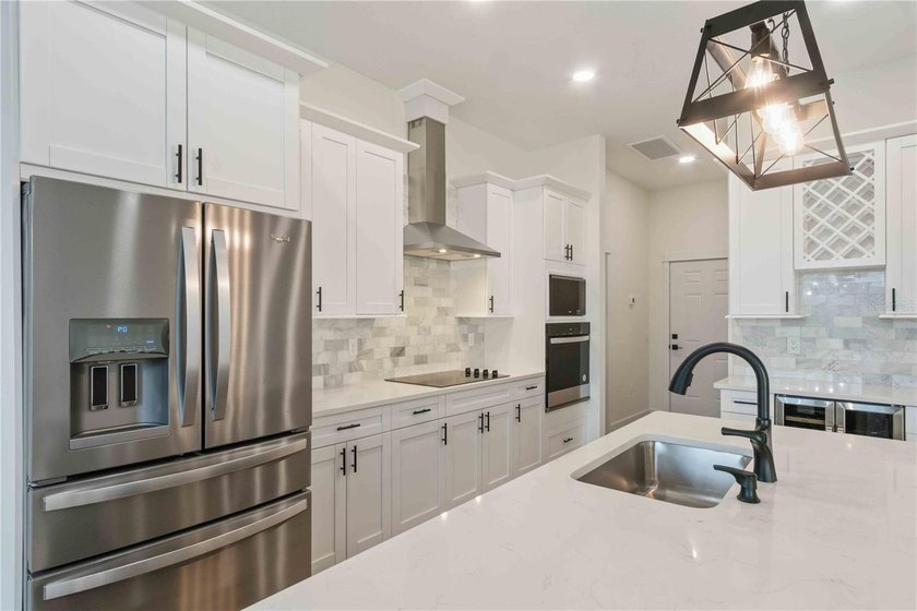 Welcome to your piece of paradise in the highly sought after - photo 19