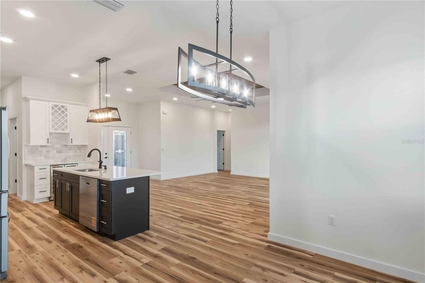 Welcome to your piece of paradise in the highly sought after - photo 24