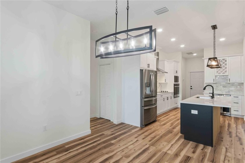 Welcome to your piece of paradise in the highly sought after - photo 27