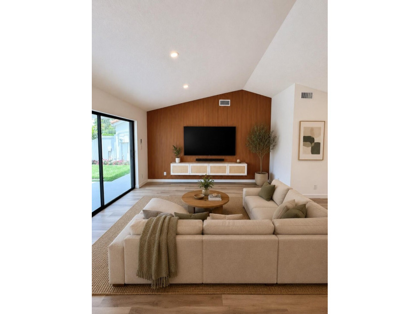 Move-in ready! Beautifully updated 2-bedroom, 2-bathroom CBS - photo 8