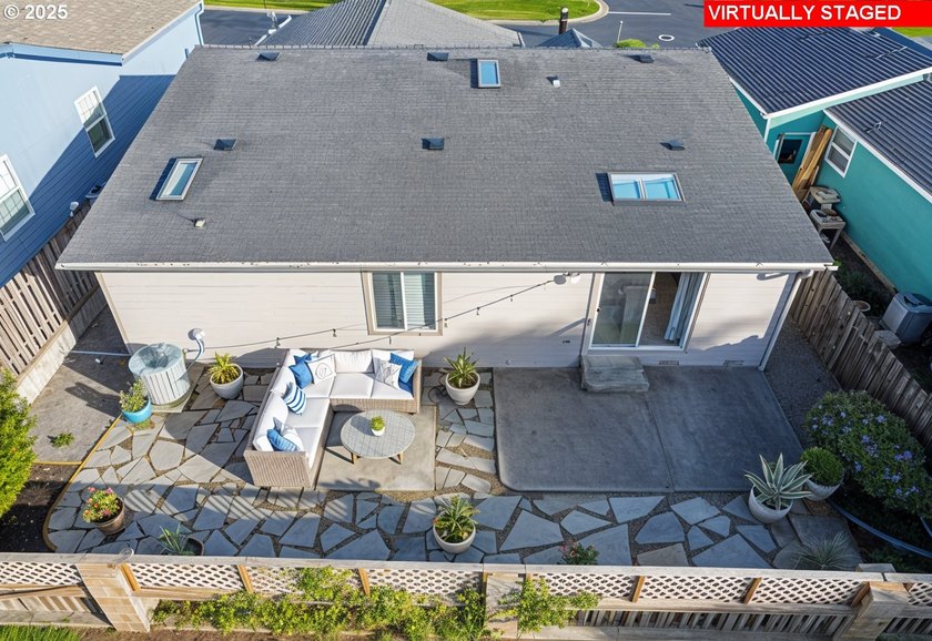 Enjoy peace of mind in Emerald Coast Estates, a beautifully - photo 20