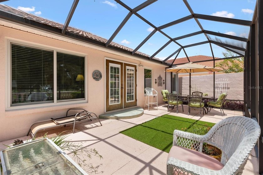 STUCCO COURTYARD VILL ON GOLF COURSE 2-bed 2-bath with a - photo 27