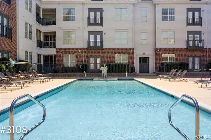 One of the best floorplans in Midtown Village Condos! This - photo 32