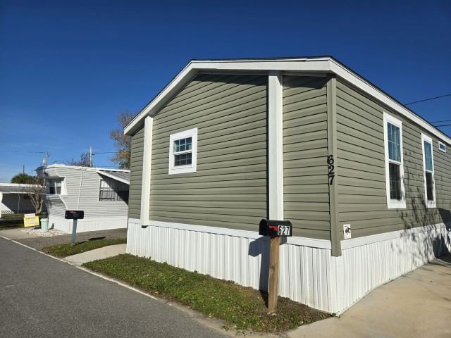 Quick Move In!! This spacious 2-bedroom, 2-bathroom home at 4125 - photo 3