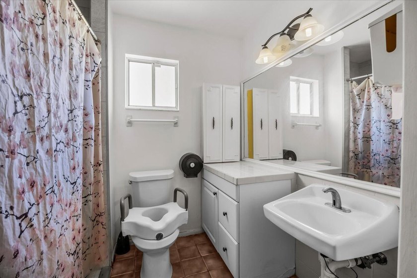 FOR SALE | Versatile 4BR/2BA Home. $385,000 Spacious and - photo 24
