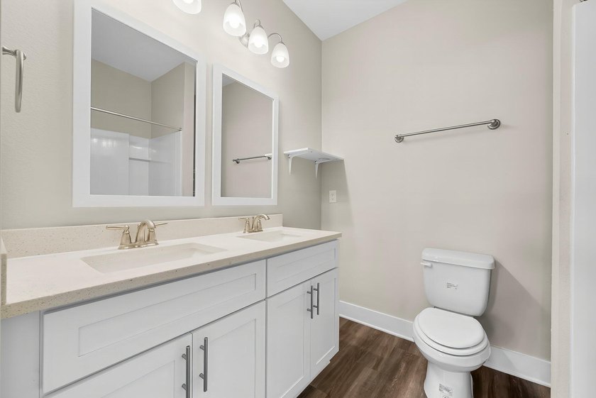 This Horizon floor plan end unit offers 3 bedrooms, 2.5 baths - photo 20
