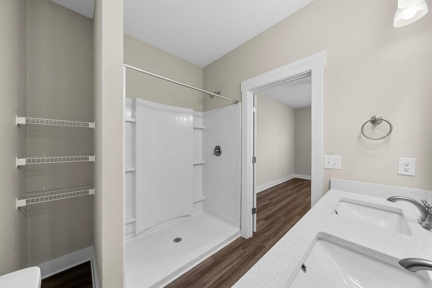 This Horizon floor plan end unit offers 3 bedrooms, 2.5 baths - photo 21