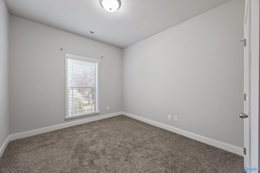 Luxury Living in Lake Forest! Lake Forest features waterfall - photo 19
