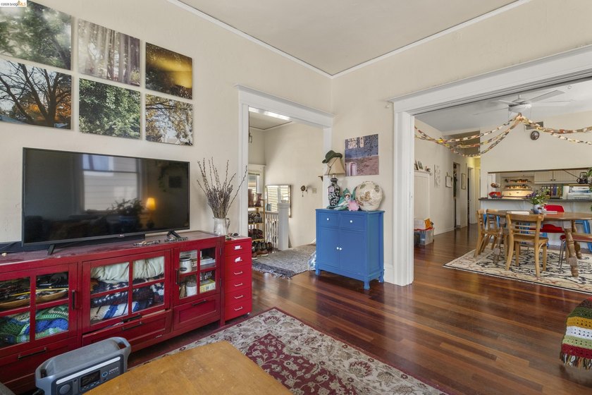 A true house-hack opportunity in a desirable part of West - photo 4