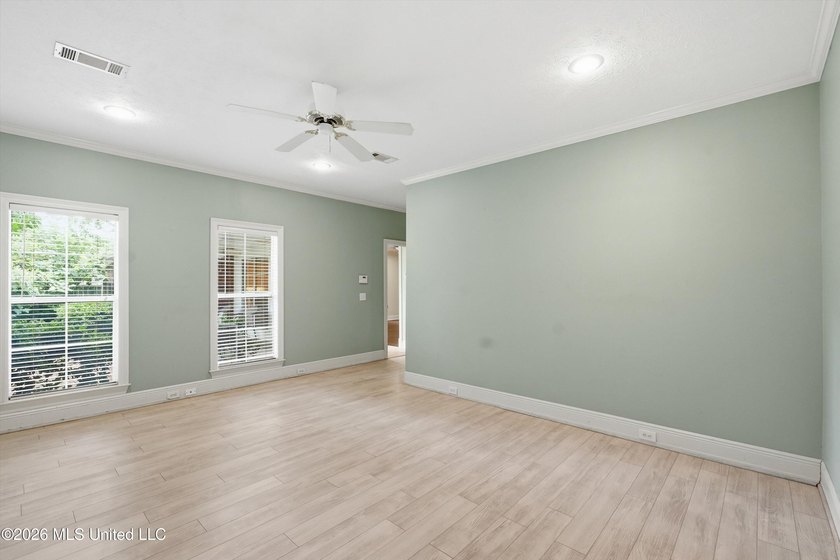 This one is a cream puff and a must see. 614 Kinsington has 5 - photo 25