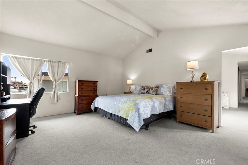 Set on one of Humboldt Island's larger corner lots, this is a - photo 49