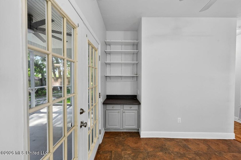 Located along one of Pecan Park's most lightly traveled streets - photo 15