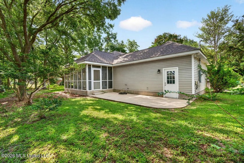 Located along one of Pecan Park's most lightly traveled streets - photo 26