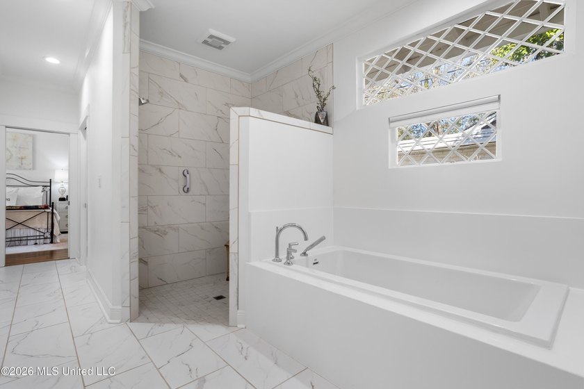 ONE OF THE PRETTIEST AND MOST WELL TAKEN CARE OF HOMES YOU WILL - photo 41