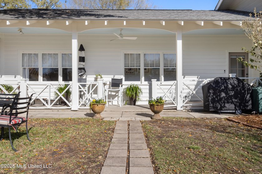 ONE OF THE PRETTIEST AND MOST WELL TAKEN CARE OF HOMES YOU WILL - photo 48
