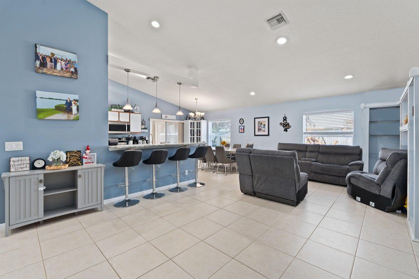 Move-in ready CBS home offering 3 bedrooms, 2 bathrooms, and - photo 9