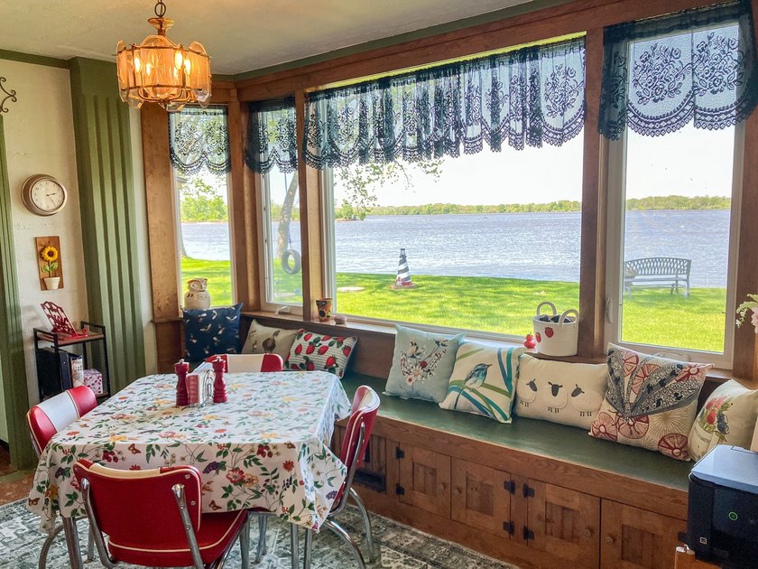 Life Changing Atmosphere! Located on the Rock River is this - photo 10