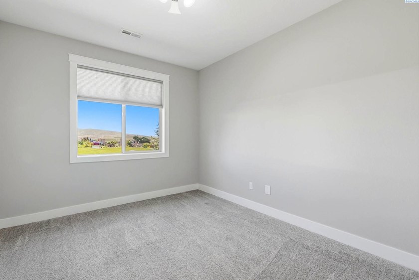 MLS# 293773 Perched on over half an acre, this stunning - photo 32