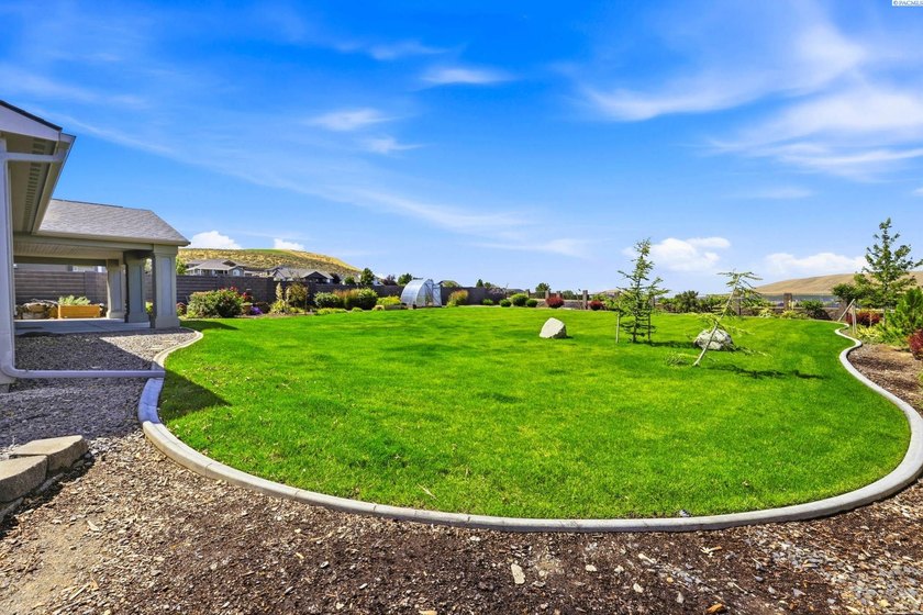 MLS# 293773 Perched on over half an acre, this stunning - photo 42