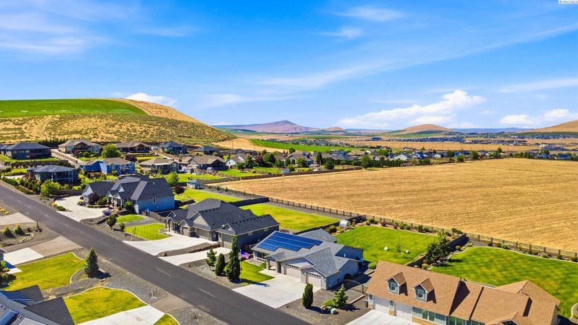 MLS# 293773 Perched on over half an acre, this stunning - photo 48