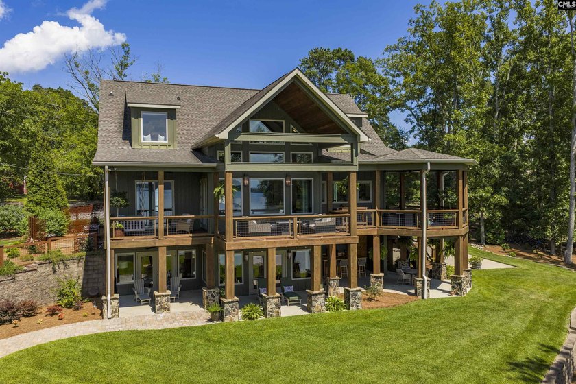 Lake Murray signature property Perfectly positioned, beautifully - photo 3