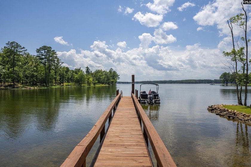Lake Murray signature property Perfectly positioned, beautifully - photo 7