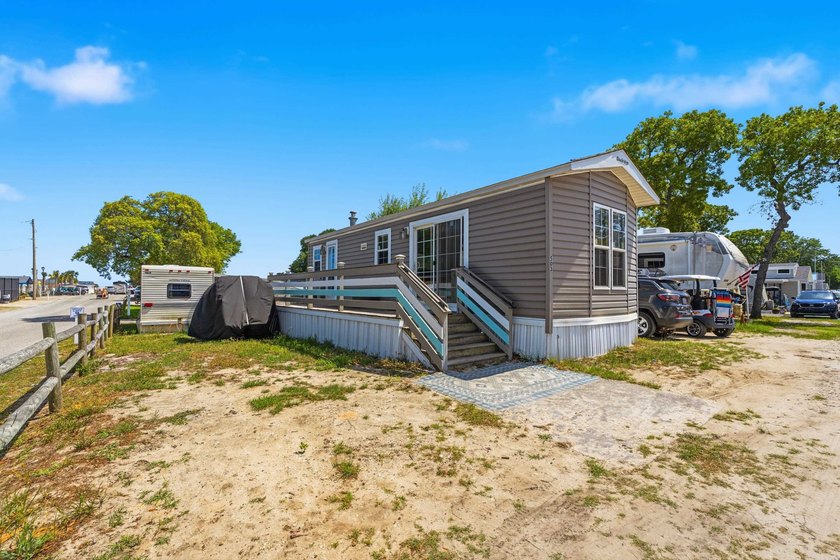 Located in the highly sought after Apache Campground community - photo 13