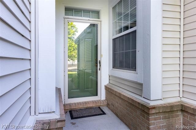 Rare opportunity to be a part of the coveted golf community in - photo 4