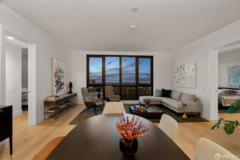 The Residences at Yerba Buena Island offer a rare opportunity to - photo 7