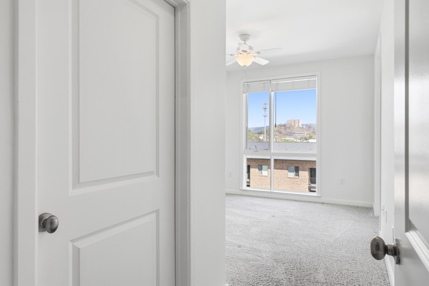 Featuring a desired architectural layout, this one-bedroom condo - photo 8