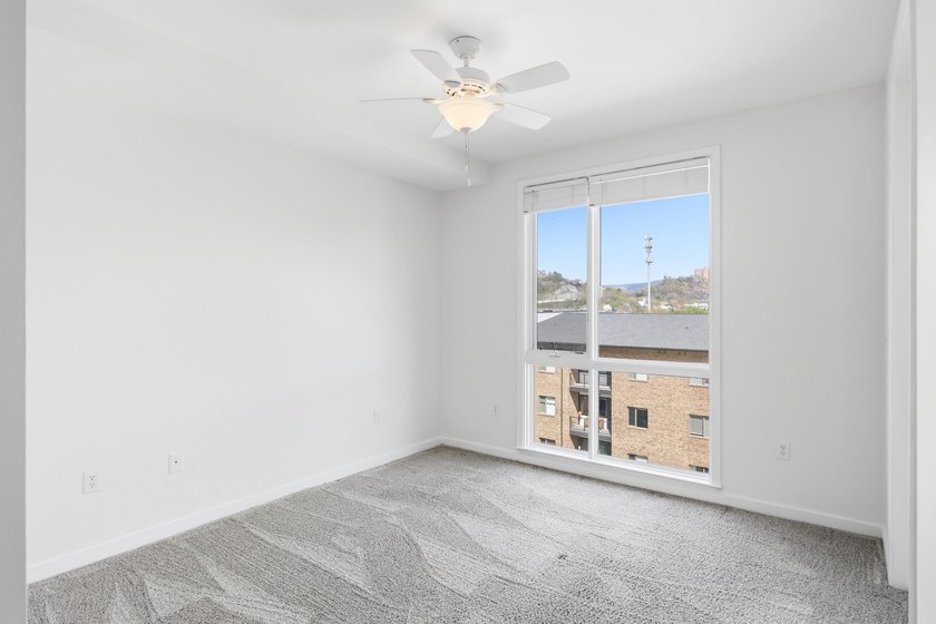 Featuring a desired architectural layout, this one-bedroom condo - photo 9