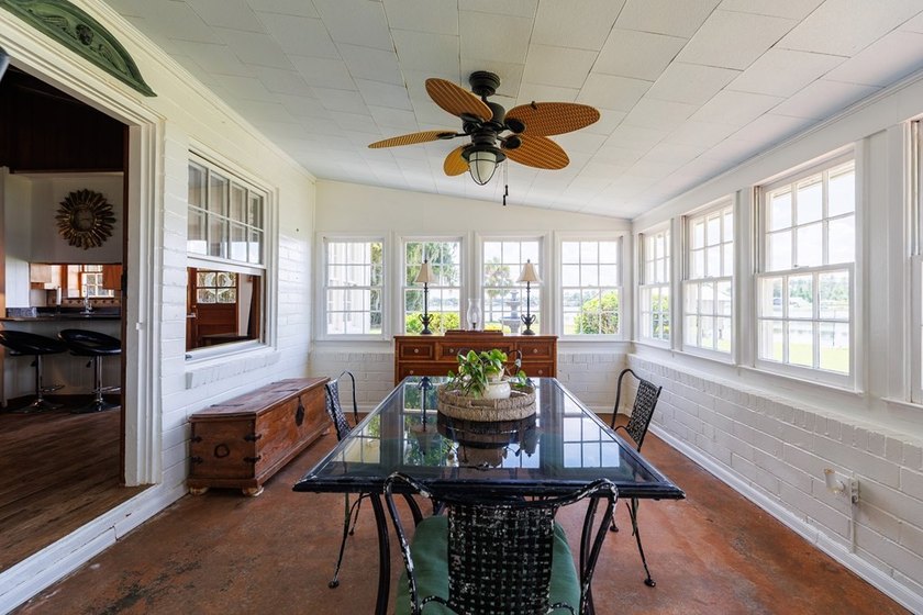 Tucked away on the shores of beautiful Long Pond, this adorable - photo 20