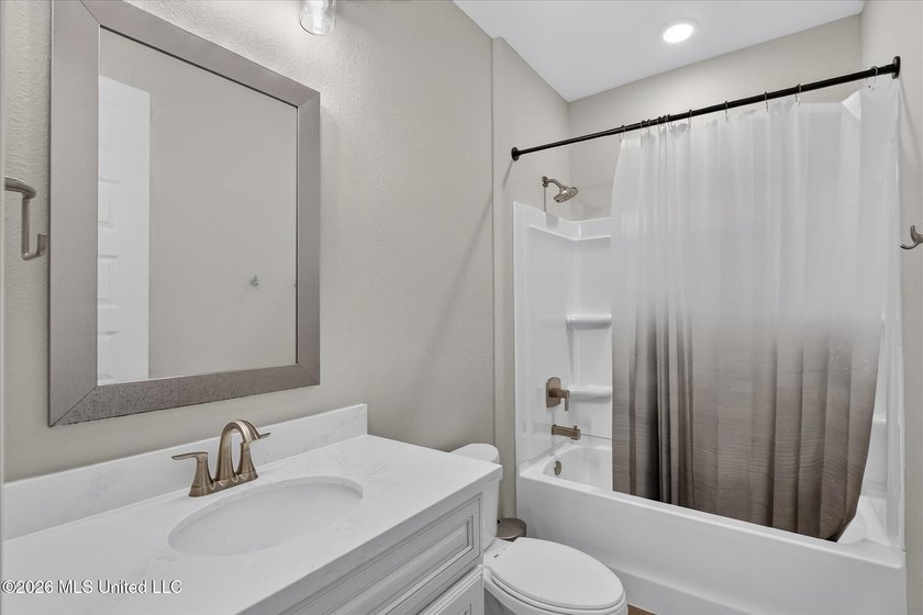 With new construction going up all around Savannah Estates, it - photo 33
