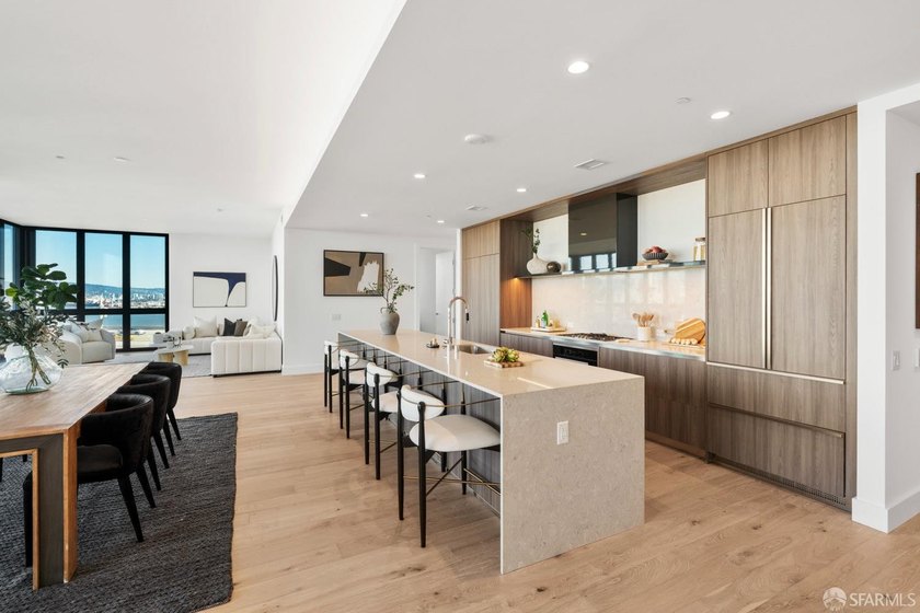 The Residences at Yerba Buena Island offer a rare opportunity to - photo 6