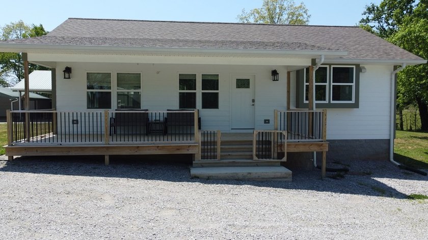Rare 16-acre unrestricted multi-use property with 3 separate - photo 14