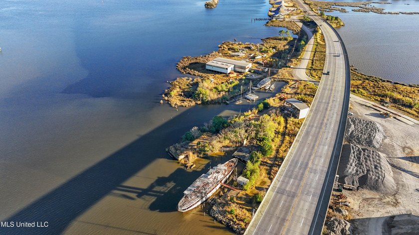 Selling a 7 + acres industrial waterfront property with - photo 6